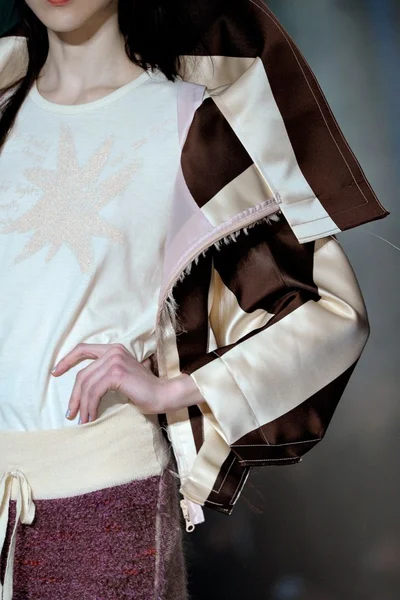 Look 65